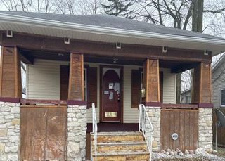 1928 Parkwood Avenue, Saginaw, MI 48601