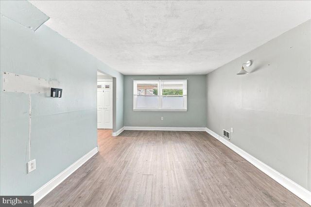 2226 JAMAICA DR, Wilmington, DE 19810