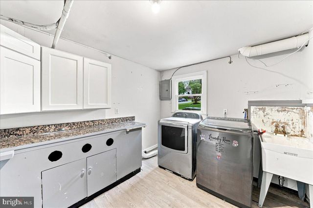 2226 JAMAICA DR, Wilmington, DE 19810