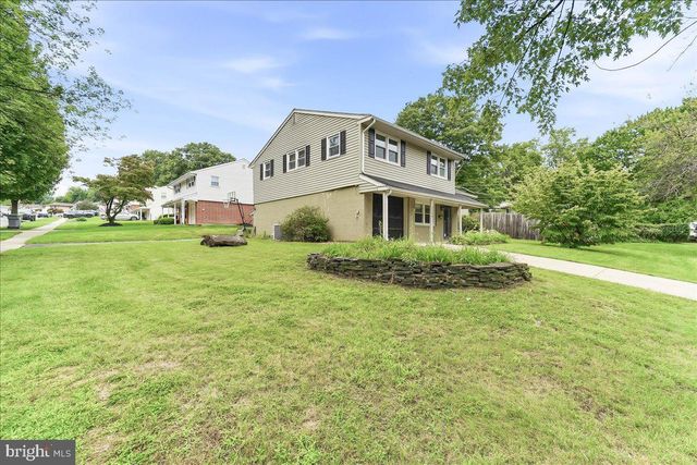 2226 JAMAICA DR, Wilmington, DE 19810
