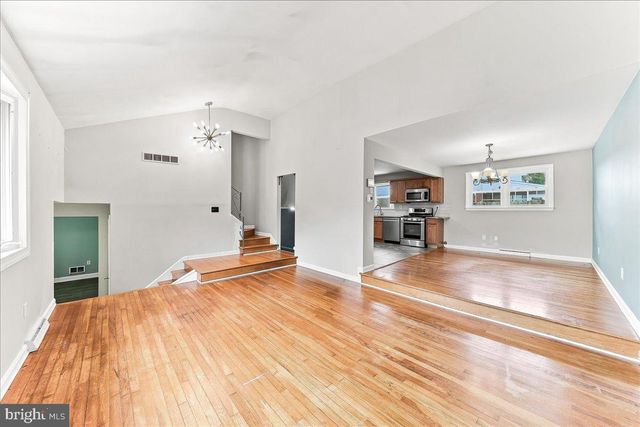 2226 JAMAICA DR, Wilmington, DE 19810