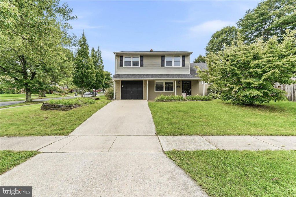 2226 JAMAICA DR, Wilmington, DE 19810