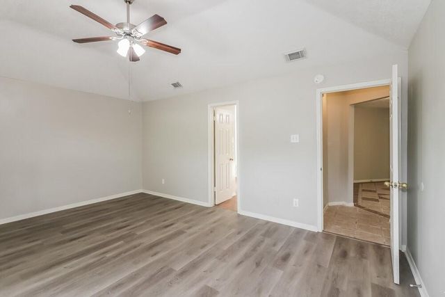 3217 Lee Circle, Pearland, TX 77581