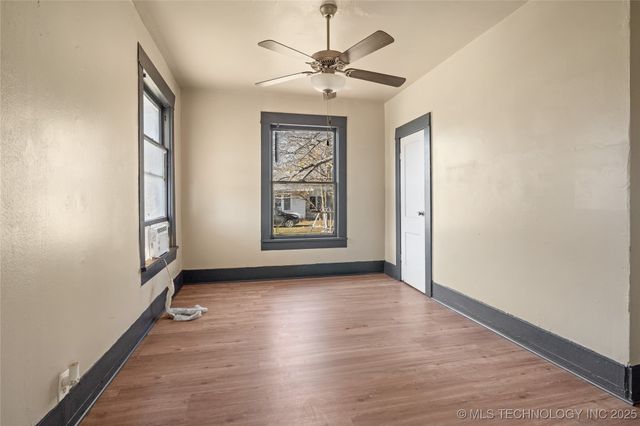 213 6th Avenue NW, Ardmore, OK 73401