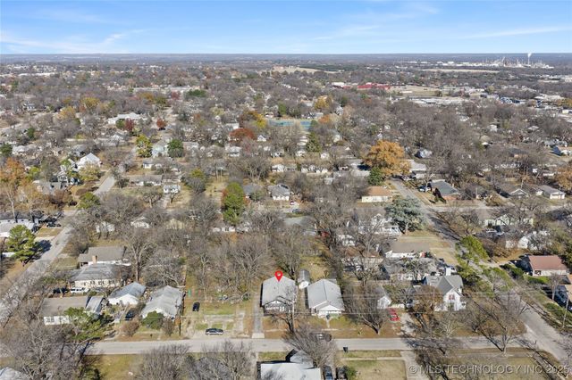 213 6th Avenue NW, Ardmore, OK 73401