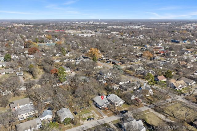 213 6th Avenue NW, Ardmore, OK 73401