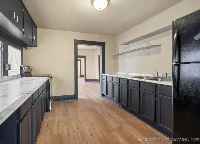 213 6th Avenue NW, Ardmore, OK 73401