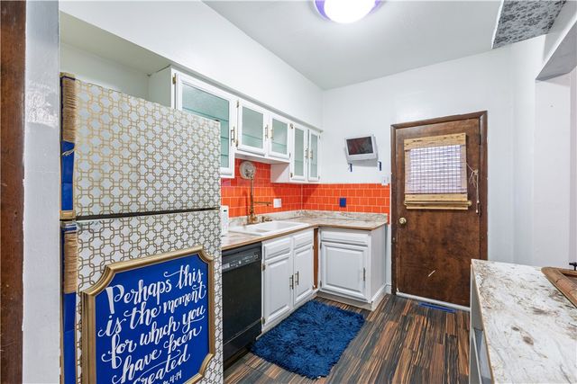 95 Harwood St, Mt Washington, PA 15211