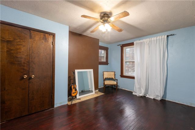 95 Harwood St, Mt Washington, PA 15211