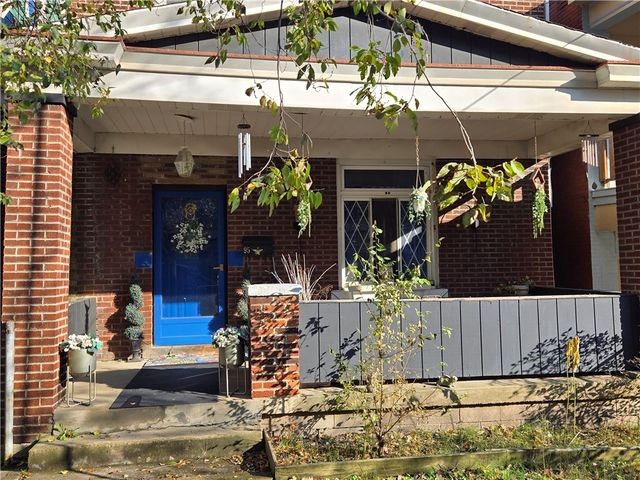 95 Harwood St, Mt Washington, PA 15211