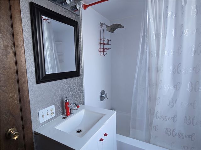 95 Harwood St, Mt Washington, PA 15211