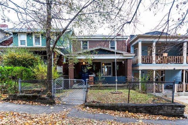 95 Harwood St, Mt Washington, PA 15211