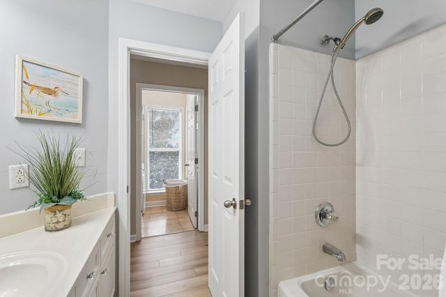 7844 Village Harbor Drive, Cornelius, NC 28031