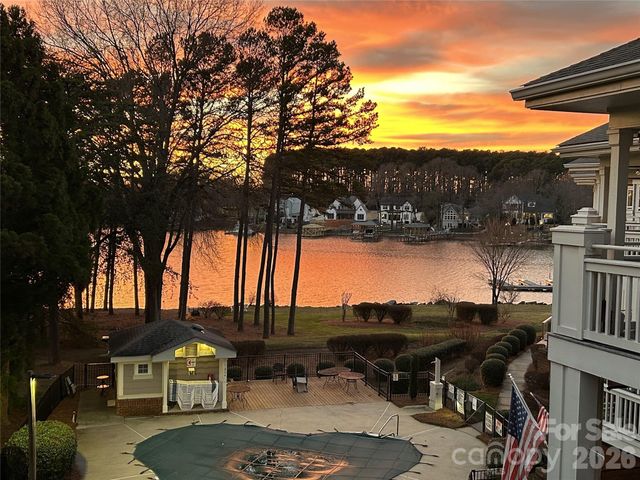 7844 Village Harbor Drive, Cornelius, NC 28031