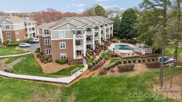 7844 Village Harbor Drive, Cornelius, NC 28031