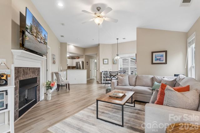 7844 Village Harbor Drive, Cornelius, NC 28031