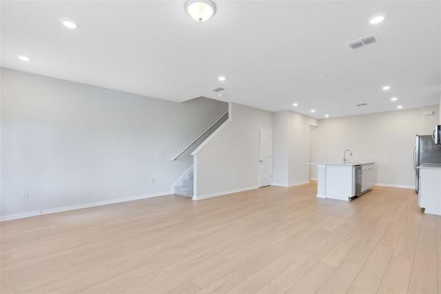 6331 BREEZE FILLED LANE, Winter Garden, FL 34787