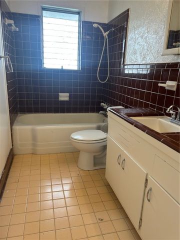 230 Carol Ave, Kingsville, TX 78363