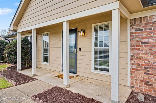 6303 W Oak Run Drive, Olive Branch, MS 38654