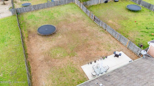 6303 W Oak Run Drive, Olive Branch, MS 38654