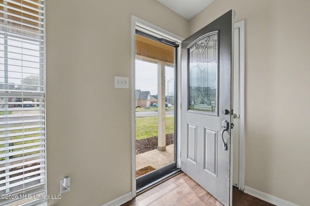 6303 W Oak Run Drive, Olive Branch, MS 38654