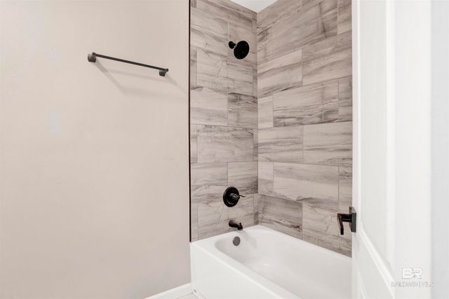 103 Seville Circle, Daphne, AL 36526