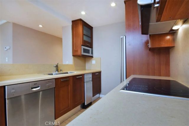 1230 Horn Avenue 414, West Hollywood, CA 90069