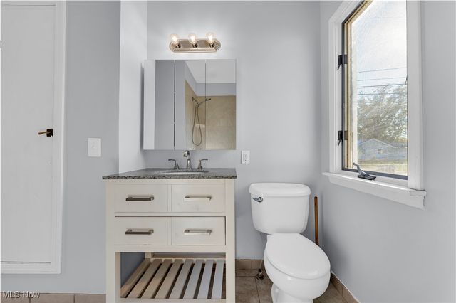 5198 W 148th Street, Brook Park, OH 44142