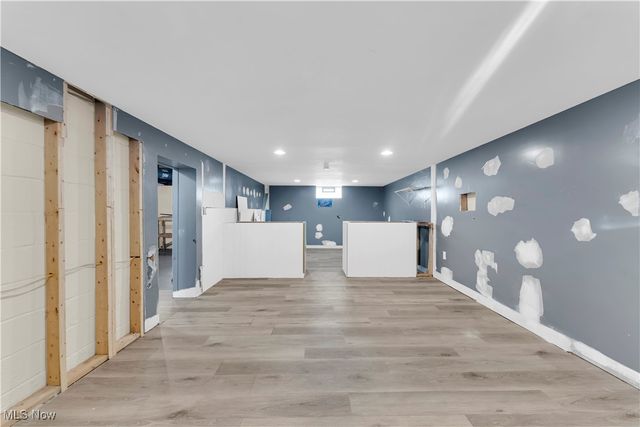 5198 W 148th Street, Brook Park, OH 44142