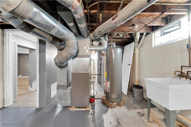 5198 W 148th Street, Brook Park, OH 44142