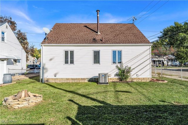 5198 W 148th Street, Brook Park, OH 44142