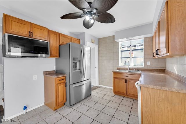 5198 W 148th Street, Brook Park, OH 44142