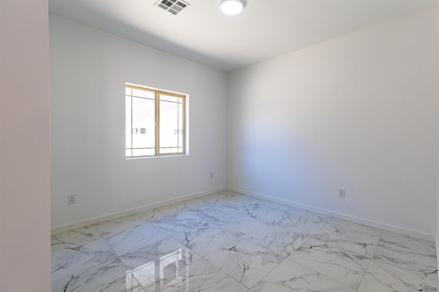 1643 E Union St, San Luis, AZ 85336