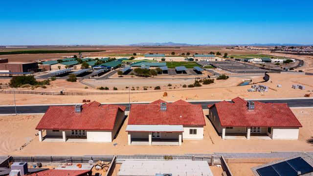 1643 E Union St, San Luis, AZ 85336