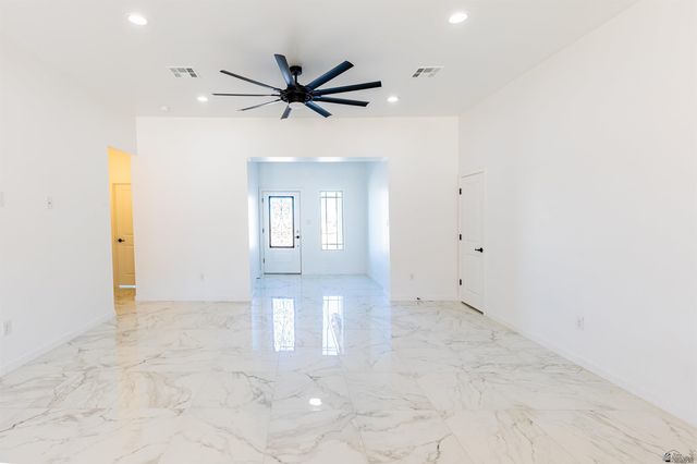 1643 E Union St, San Luis, AZ 85336