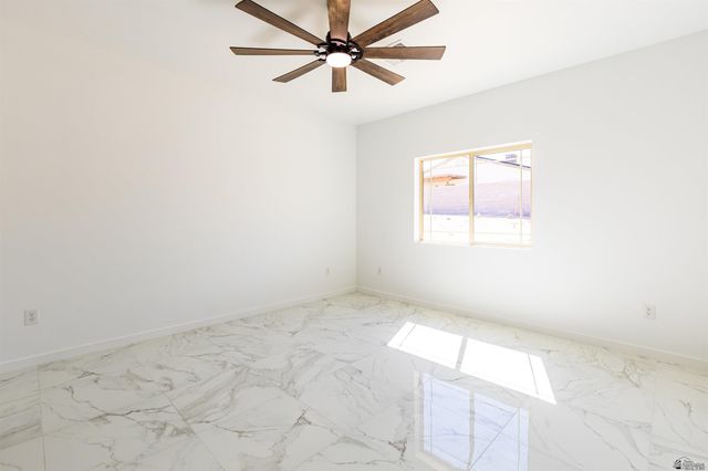 1643 E Union St, San Luis, AZ 85336