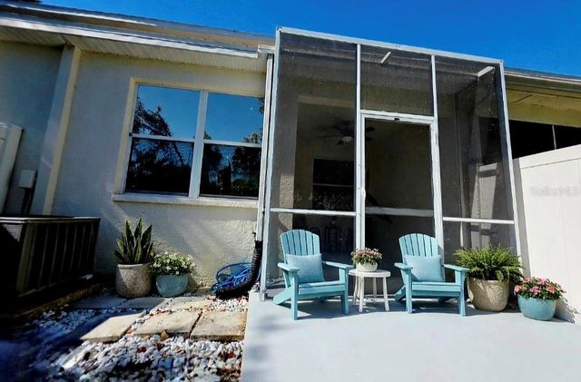 580 BLACK LION DRIVE NE, St Petersburg, FL 33716