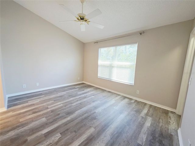 580 BLACK LION DRIVE NE, St Petersburg, FL 33716