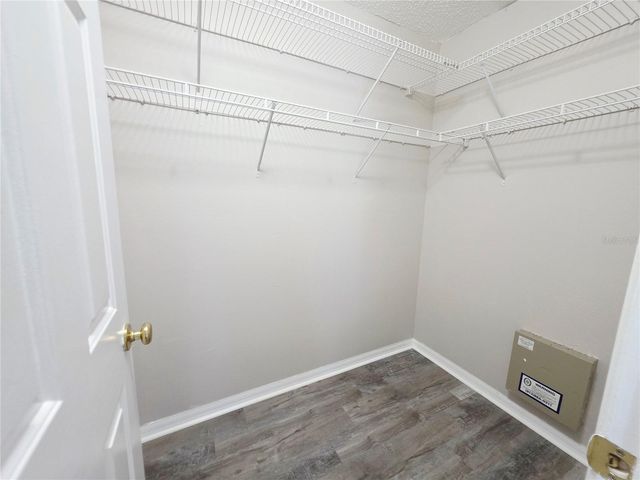 580 BLACK LION DRIVE NE, St Petersburg, FL 33716