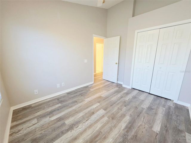 580 BLACK LION DRIVE NE, St Petersburg, FL 33716