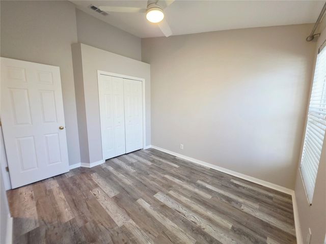 580 BLACK LION DRIVE NE, St Petersburg, FL 33716