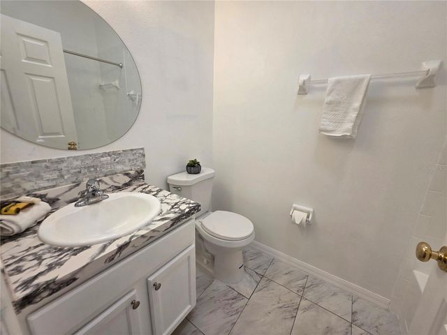 580 BLACK LION DRIVE NE, St Petersburg, FL 33716