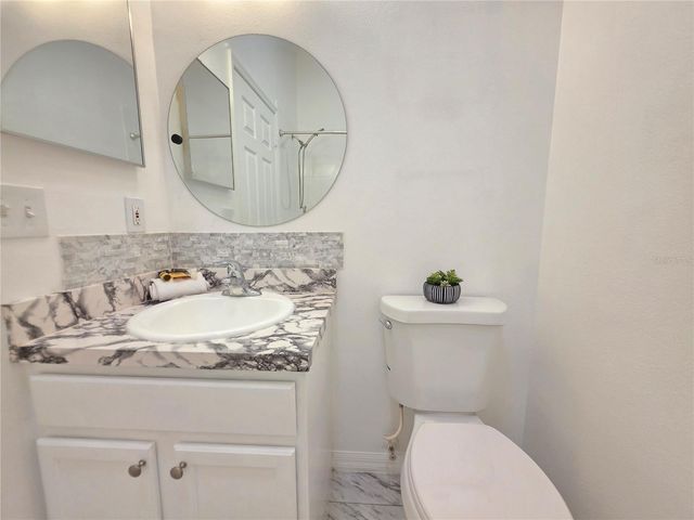 580 BLACK LION DRIVE NE, St Petersburg, FL 33716