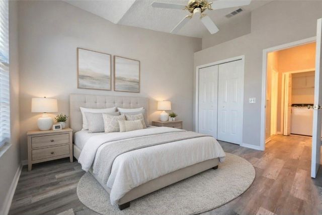 580 BLACK LION DRIVE NE, St Petersburg, FL 33716