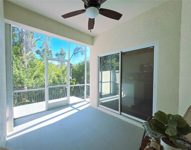 580 BLACK LION DRIVE NE, St Petersburg, FL 33716