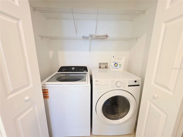 580 BLACK LION DRIVE NE, St Petersburg, FL 33716