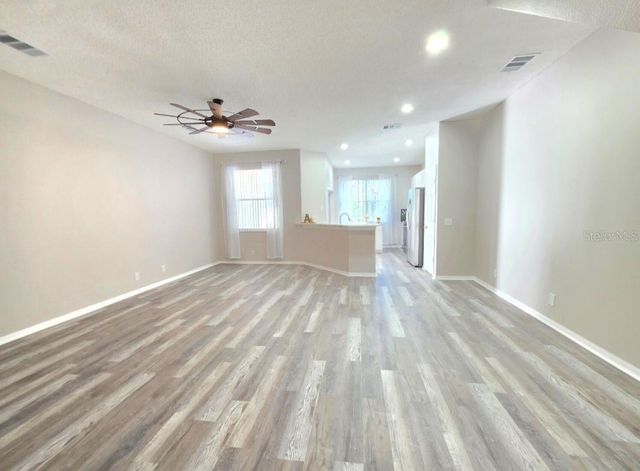 580 BLACK LION DRIVE NE, St Petersburg, FL 33716