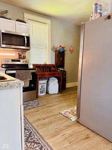 390 S Grant Street, Martinsville, IN 46151