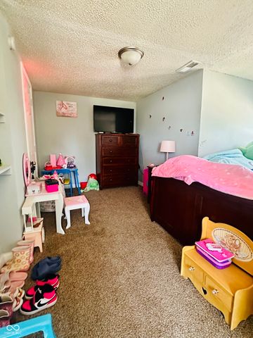 390 S Grant Street, Martinsville, IN 46151