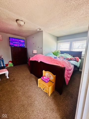 390 S Grant Street, Martinsville, IN 46151